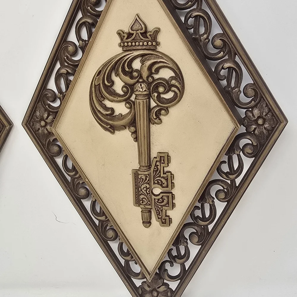 Vintage syroco hollywood regency‎ wall hanging plaques set of 2 diamond shape